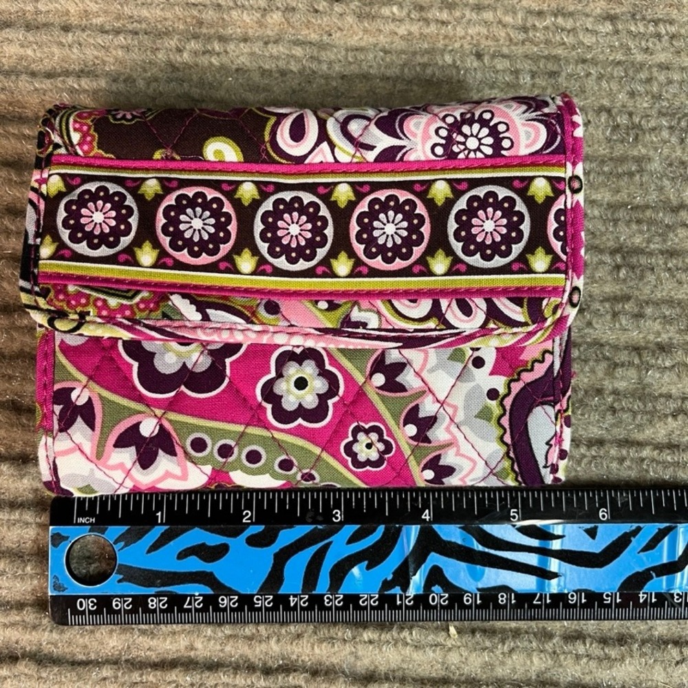 Vera Bradley Plum Crazy Quilted Cotton Trifold Wallet Pink Purple Paisley Floral - Picture 4 of 8